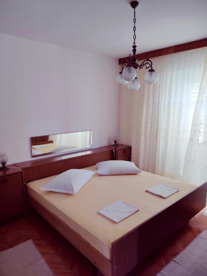 Apartman Antulov Srima Exterior foto